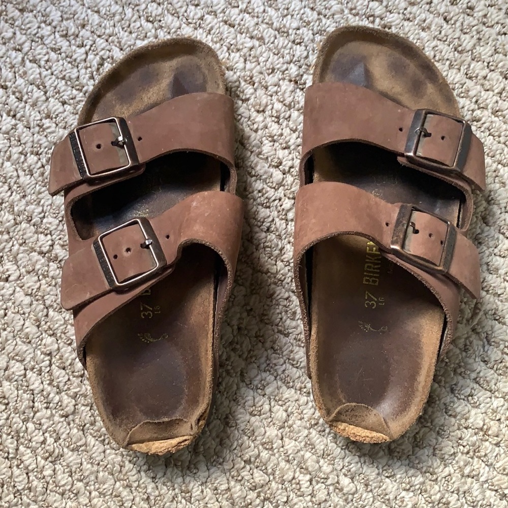 Birkenstock’s size 37
